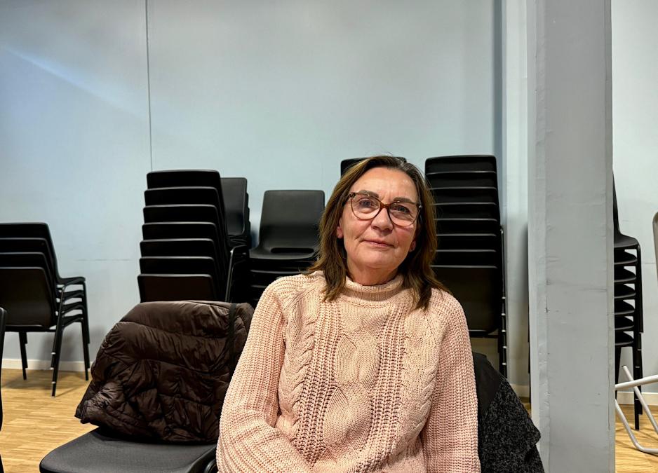 Tone Lund Johansen p&aring; dataveiledning p&aring; Deichman bibliotek p&aring; Holmlia
