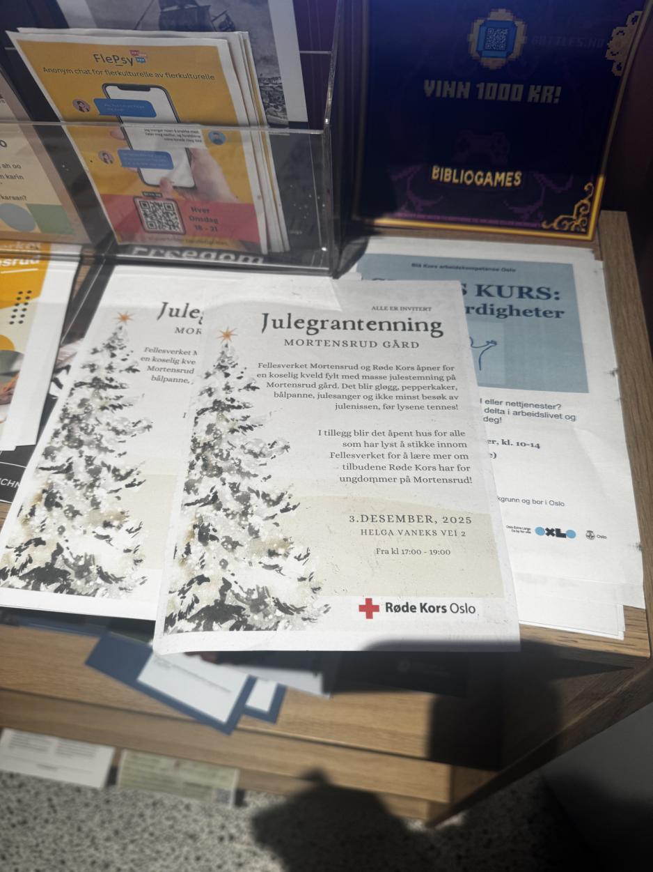 Julegrantenning p&aring; mortensrud g&aring;rd. 3.desember kl 17-19 i helga vakes vei 2. arrangert av r&oslash;dekors