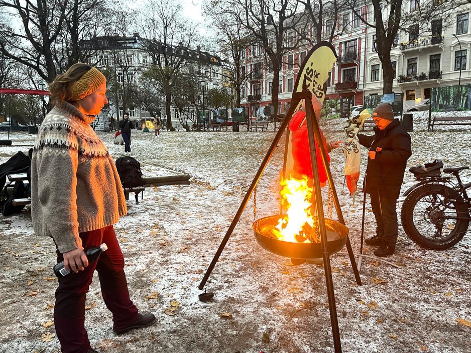 B&aring;l, flammer