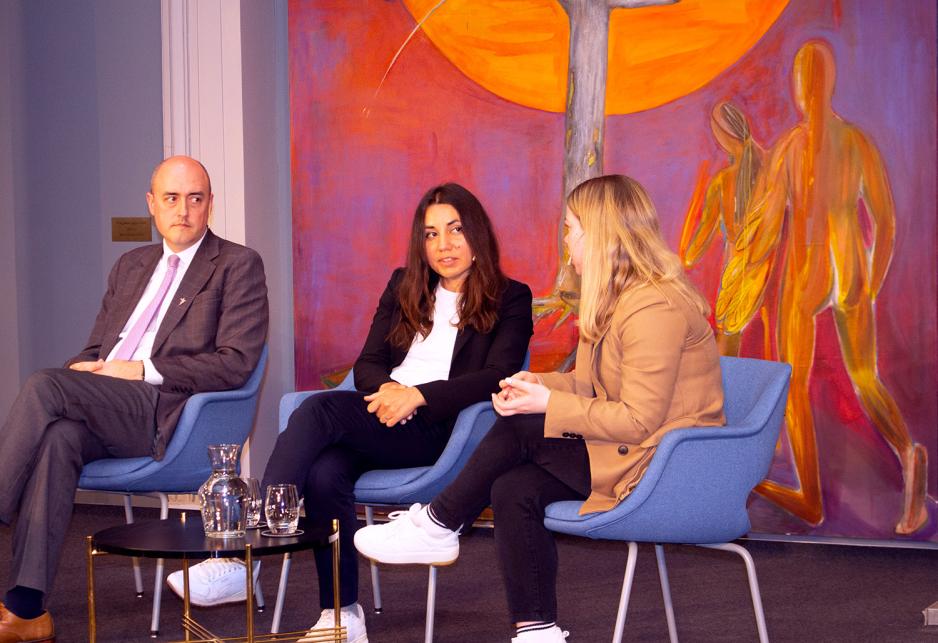 Journalistene Lola Tagaeva og Alexandra Pushkina diskuterte pressefriheten i Russland p&aring; verdensdagen for pressefrihet onsdag 3. mai.