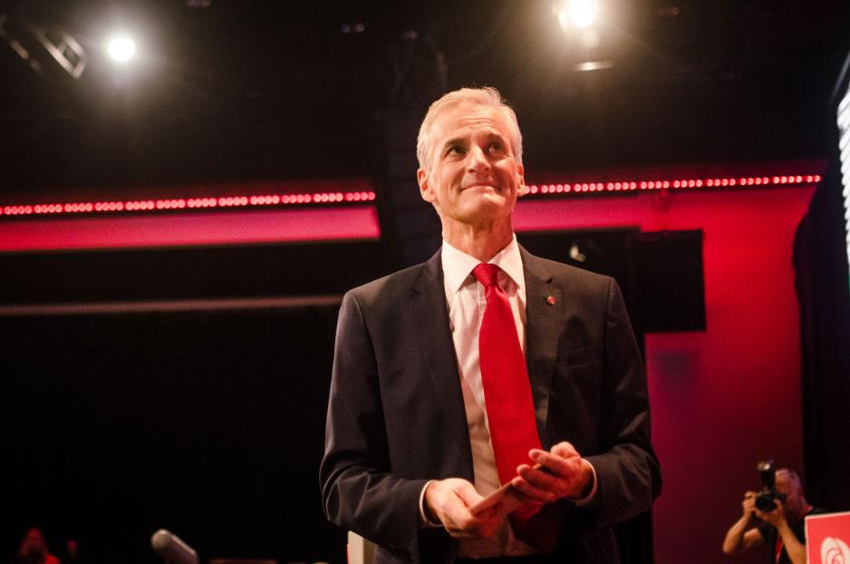 Jonas Gahr St&oslash;re, Ap.