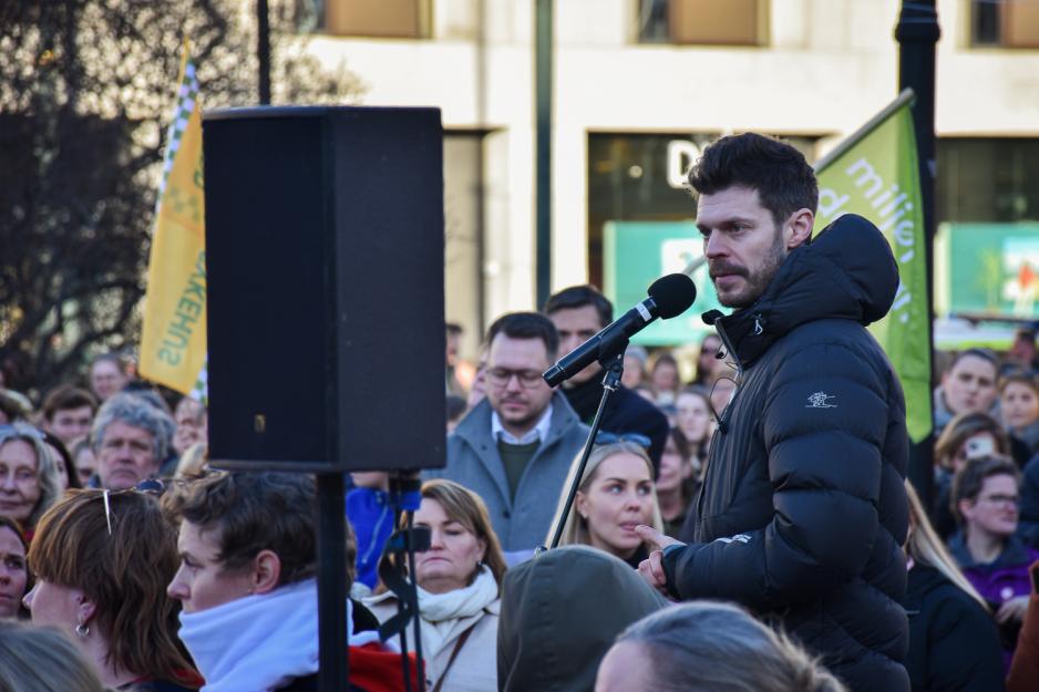 bjr&oslash;nar holder tale