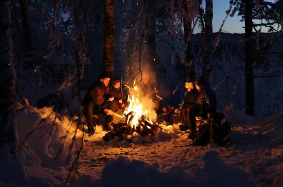 Hele Norge b&aring;ler 