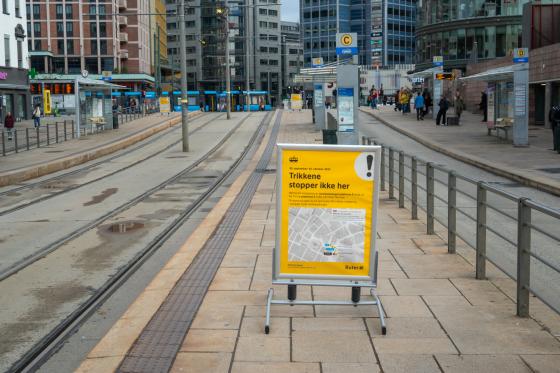 Trikken stopper ikke p&aring; Jernbanetorget