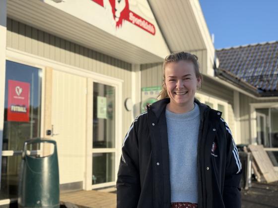 Kristin Skj&oslash;tskift, frivillighetskoordinator i Holmlia FK