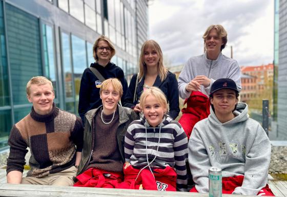 Russ p&aring; Elvebakken videreg&aring;ende skole