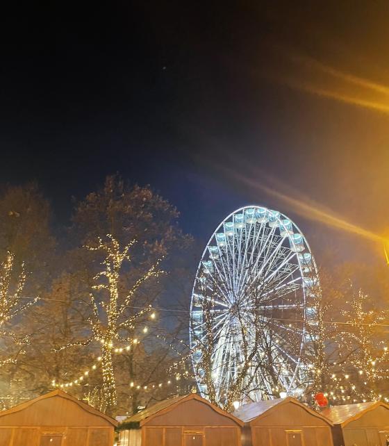 Pariserhjul p&aring; jul i vinterland