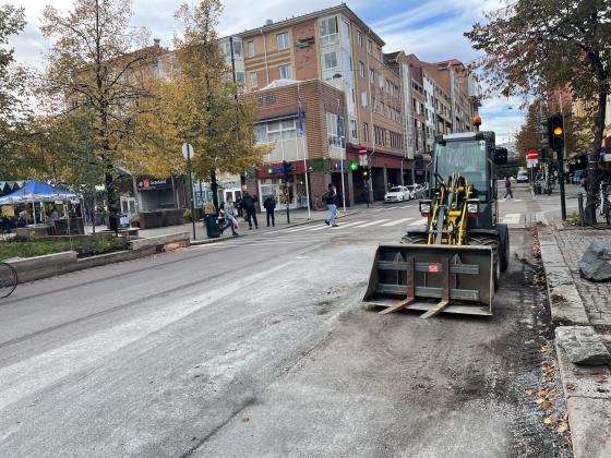 Veibanen p&aring; Gr&oslash;nland er t&oslash;mt for uteservering og plantekasser
