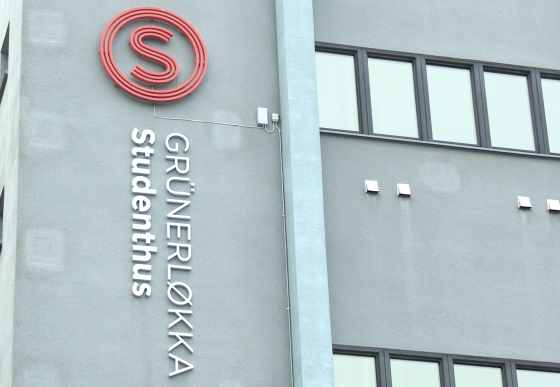 Bilde av SiO logo p&aring; studentbolig Siloen