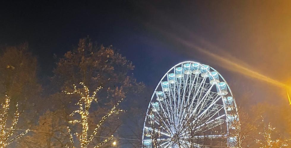 Pariserhjul p&aring; jul i vinterland