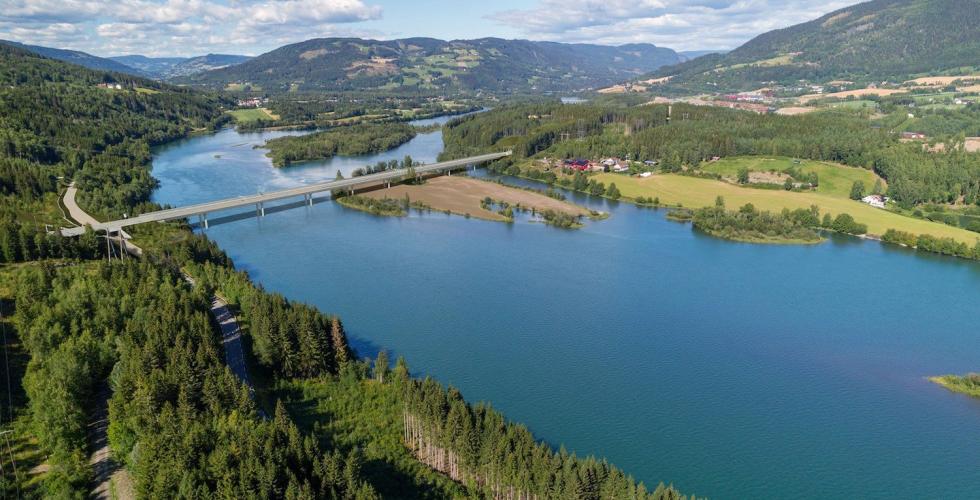 L&aring;gendeltaet ved Lillehammer, sommer. 