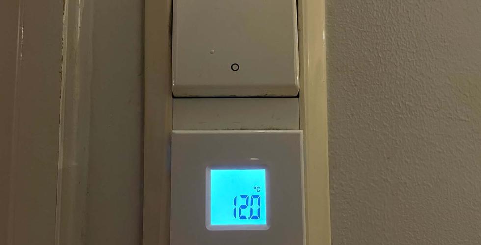 Temperaturma&aring;ler p&aring; badet
